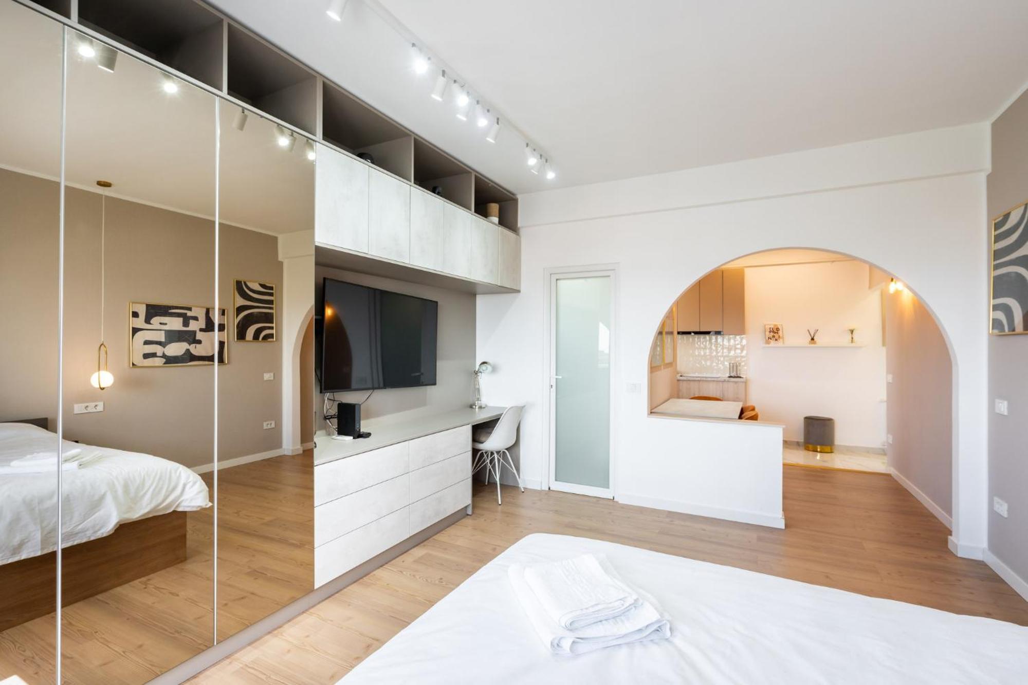Sunset - Luxury Studio On Calea Victoriei Bukareszt Zewnętrze zdjęcie